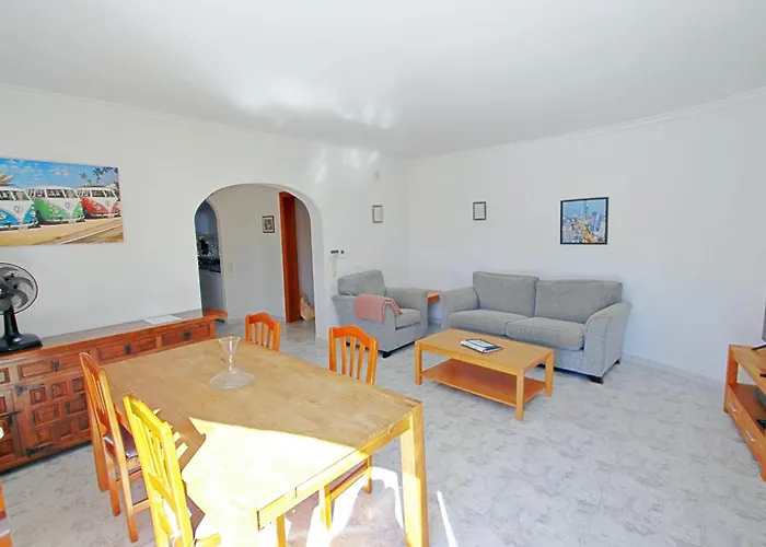 Cuenca - Charming With Private Pool In וילה